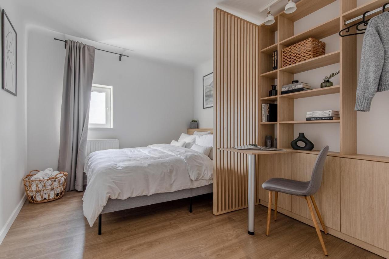 Little Attic By Citylife Suites Bucureşti Exterior foto